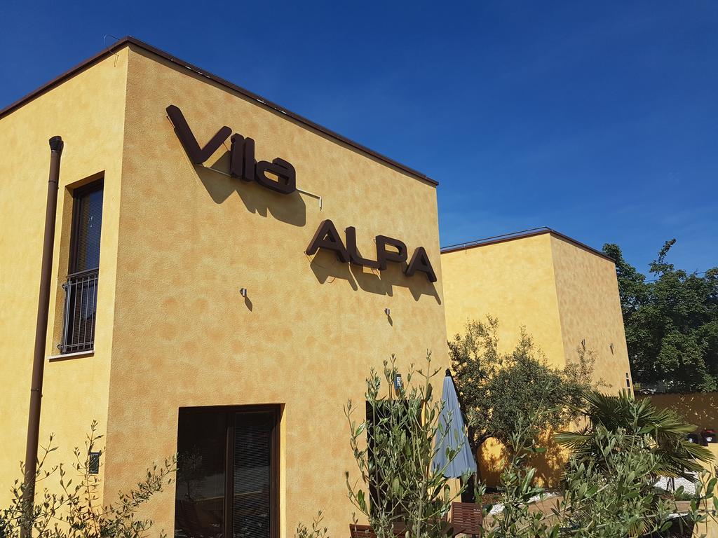 Villa Alpa Ουμάγκ Εξωτερικό φωτογραφία